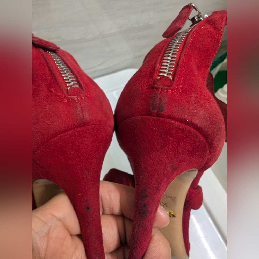 Prada Red Scalloped Suede Heels 38.5 - Picture 11 of 16